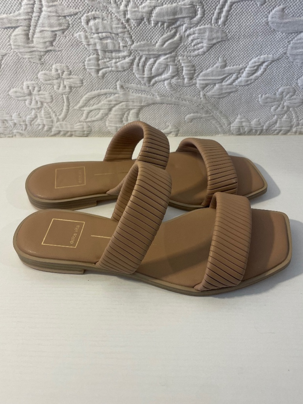 Women’s Dolce Vita Ilize Sandal Tan Size 7